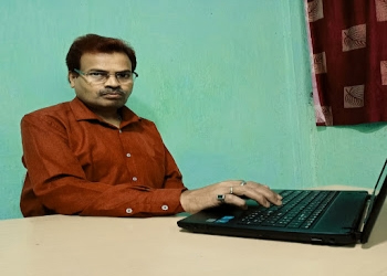 Astrologer-in-indore-astrologer-govind-Numerologists-Geeta-bhawan-indore-Madhya-pradesh-1