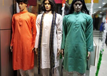 Aakarshan-Clothing-stores-Bhopal-Madhya-pradesh-3