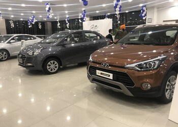 Am-hyundai-Car-dealer-Jammu-Jammu-and-kashmir-2