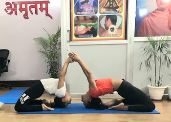 Amritam-yoga-foundation-Yoga-classes-Botanical-garden-noida-Uttar-pradesh-3