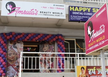 Amrutas-beauty-world-Beauty-parlour-Miraj-Maharashtra-1