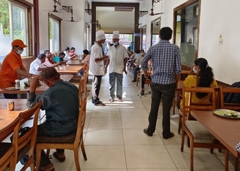 Aryaas-park-veg-restaurant-Pure-vegetarian-restaurants-Peroorkada-thiruvananthapuram-Kerala-3
