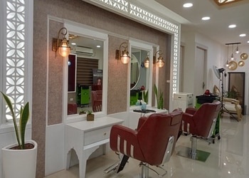 Ashtamudi-beauty-salon-Beauty-parlour-Kowdiar-thiruvananthapuram-Kerala-2