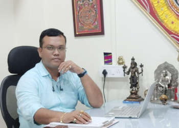 Astrologer-om-acharya-sailyajit-Tarot-card-reader-Hatigaon-guwahati-Assam-2