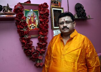 Astrologer-pulak-nag-Palmists-Panbazar-guwahati-Assam-1