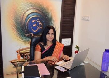 Astrologer-subhadra-Pandit-Bhilai-Chhattisgarh-1