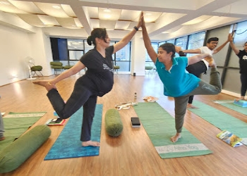 Athayog-living-Yoga-classes-Indiranagar-bangalore-Karnataka-2