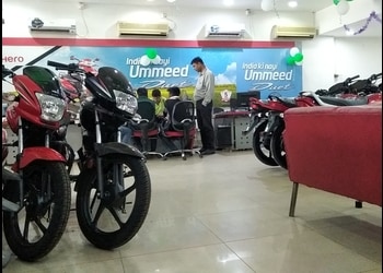 Avik-motors-Motorcycle-dealers-Asansol-West-bengal-3