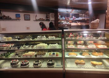 Bakers-cafe-Cake-shops-Gangtok-Sikkim-2