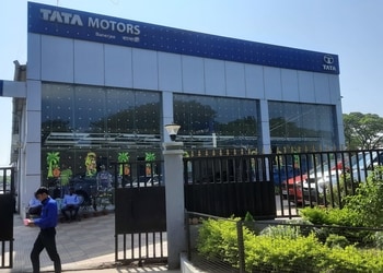 Banerjee-automobiles-Car-dealer-Burdwan-West-bengal-1