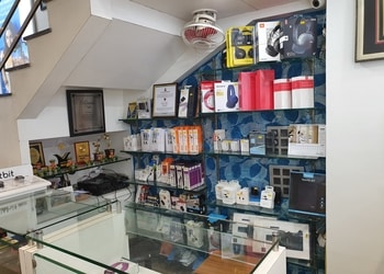 C-d-gallery-Mobile-stores-Varanasi-Uttar-pradesh-3