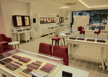 Caratlane-Jewellery-shops-Agra-Uttar-pradesh-3