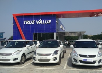 Chavan-motors-Used-car-dealers-Akkalkot-solapur-Maharashtra-1