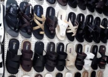 Chawla-chappals-Shoe-store-Bara-bazar-kolkata-West-bengal-2