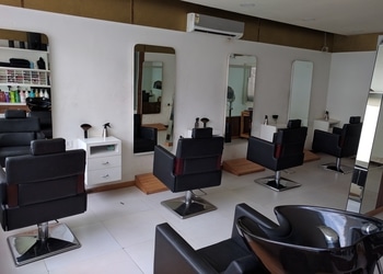 City-looks-unisex-salon-academy-Beauty-parlour-Ratlam-Madhya-pradesh-2