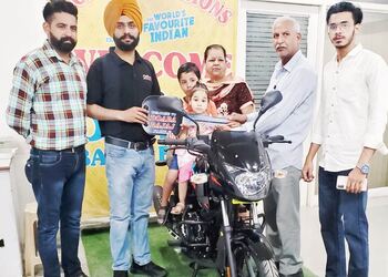 Doaba-automobiles-Motorcycle-dealers-Amritsar-Punjab-3