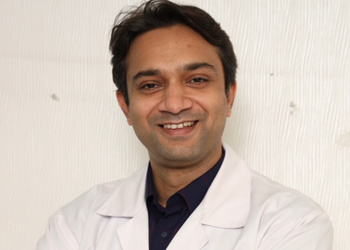 Dr-abhay-kalra-Urologist-doctors-Sector-61-chandigarh-Chandigarh-1