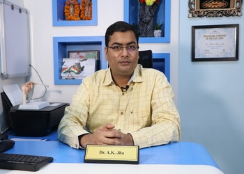 Dr-amrish-kumar-jha-Orthopedic-surgeons-Kolkata-West-bengal-1