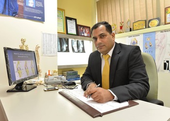 Dr-anand-gupta-Orthopedic-surgeons-Nipania-indore-Madhya-pradesh-1