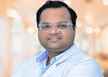 Dr-ankur-agrawal-Orthopedic-surgeons-Janakpuri-bareilly-Uttar-pradesh-1