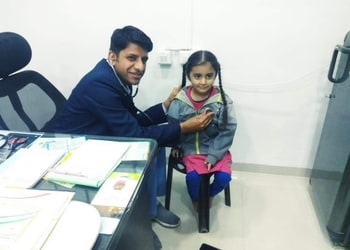 Dr-ankur-roy-Child-specialist-pediatrician-Indore-Madhya-pradesh-3