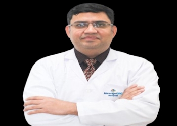 Dr-anurag-aggarwal-Orthopedic-surgeons-Faridabad-Haryana-1