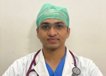 Dr-g-vamshi-krishna-reddy-Cancer-specialists-oncologists-Lakdikapul-hyderabad-Telangana-3