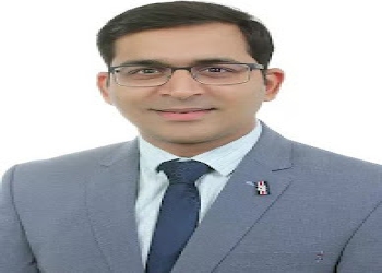 Dr-gopal-agrawal-Child-specialist-pediatrician-Gurugram-Haryana-1