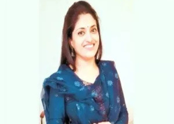 Dr-iesha-mahajan-Gynecologist-doctors-Morar-gwalior-Madhya-pradesh-1