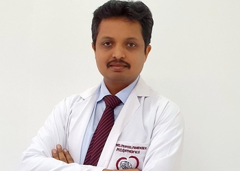 Dr-maj-pramod-mahender-Orthopedic-surgeons-Jalandhar-Punjab-1