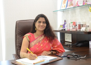 Dr-manju-patidar-Gynecologist-doctors-Manorama-ganj-indore-Madhya-pradesh-1