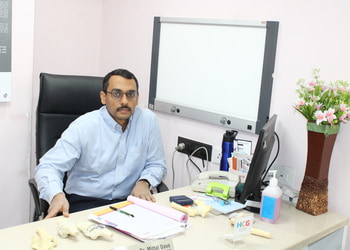 Dr-mittal-dave-Orthopedic-surgeons-Kalavad-Gujarat-1