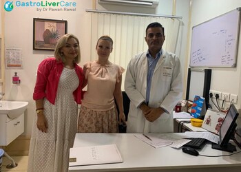 Dr-pawan-rawal-Gastroenterologists-Gurugram-Haryana-3