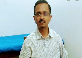 Dr-pran-pratim-saikia-md-diabetologist-Diabetologist-doctors-Guwahati-Assam-2