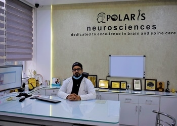 Dr-saurabh-sharma-Neurosurgeons-Agra-Uttar-pradesh-2