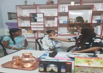 Dr-shachi-johri-Child-specialist-pediatrician-Raipur-Chhattisgarh-1