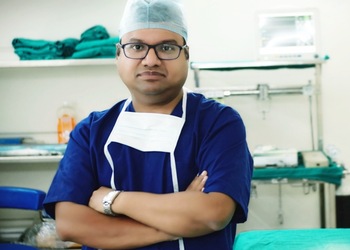 Dr-shalabh-agrawal-Urologist-doctors-Sector-61-gurugram-Haryana-1