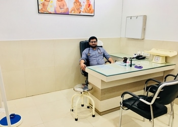 Dr-shashank-misra-Child-specialist-pediatrician-Civil-lines-bareilly-Uttar-pradesh-2