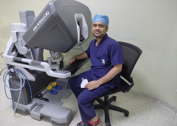 Dr-shrey-jain-Urologist-doctors-Sector-61-gurugram-Haryana-2