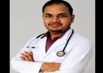 Dr-sudhir-kumar-yadav-md-medicine-Diabetologist-doctors-Rajendra-nagar-bareilly-Uttar-pradesh-1