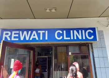 Dr-vikrant-singh-Child-specialist-pediatrician-Dehradun-Uttarakhand-3