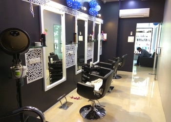 Elegance-the-unisex-salon-Beauty-parlour-Bhavnagar-Gujarat-2