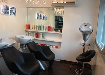 Enrich-salon-Beauty-parlour-Usmanpura-ahmedabad-Gujarat-3