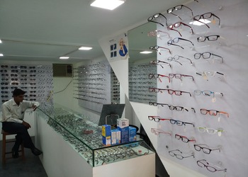 Eye-light-optical-Opticals-Goa-Goa-3