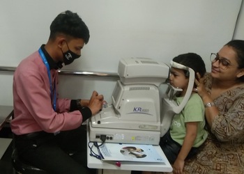 Eye-q-super-speciality-eye-hospitals-Eye-hospitals-Surat-Gujarat-2