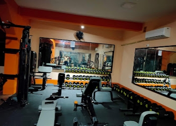 Fist-fitness-zone-Gym-Topsia-kolkata-West-bengal-2