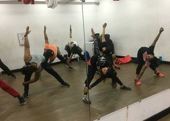 Foot-on-beats-dance-fitness-studio-Dance-schools-Kolhapur-Maharashtra-3