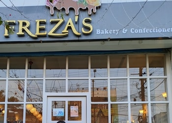 Frezas-bakery-and-confectionery-Cake-shops-Guwahati-Assam-1