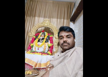 Ganapathi-sharma-astrology-purohit-Astrologers-Hyderabad-Telangana