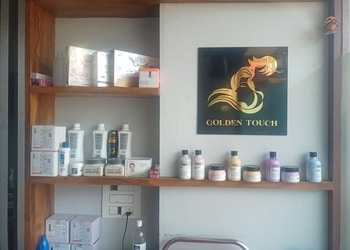 Golden-touch-unisex-professional-salon-academy-Beauty-parlour-Miraj-Maharashtra-3